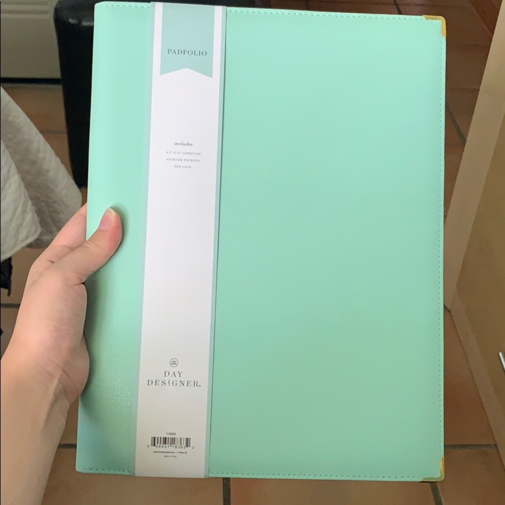 Padfolio day designer line pad and storage pocket